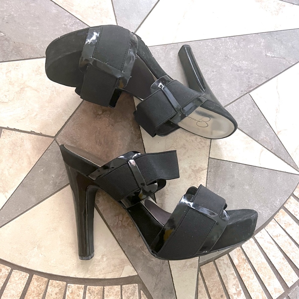 Jessica Simpson heels